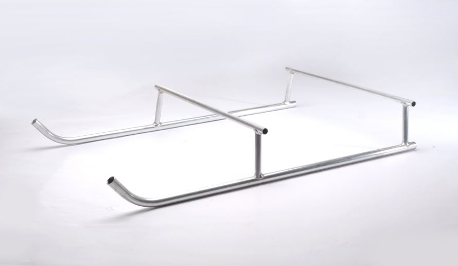 Skid landing gear for Bell 47 G III