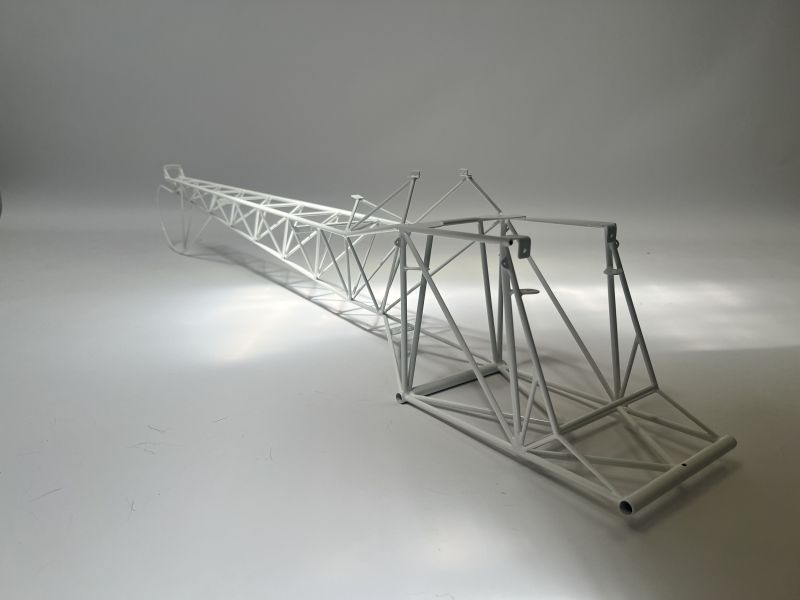 Lattice body baby Lama stainless steel powdercoated white