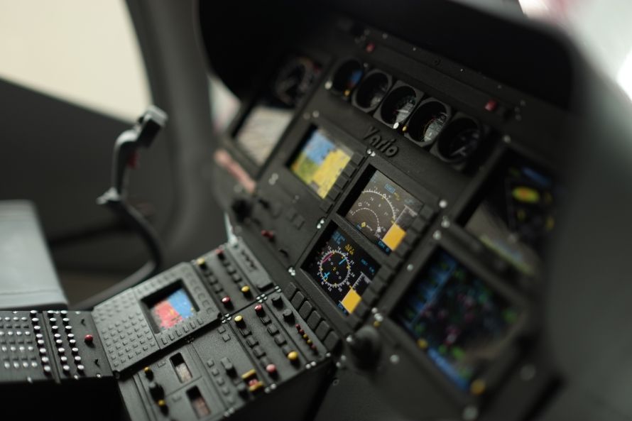 Cockpit EC 135 Turbine